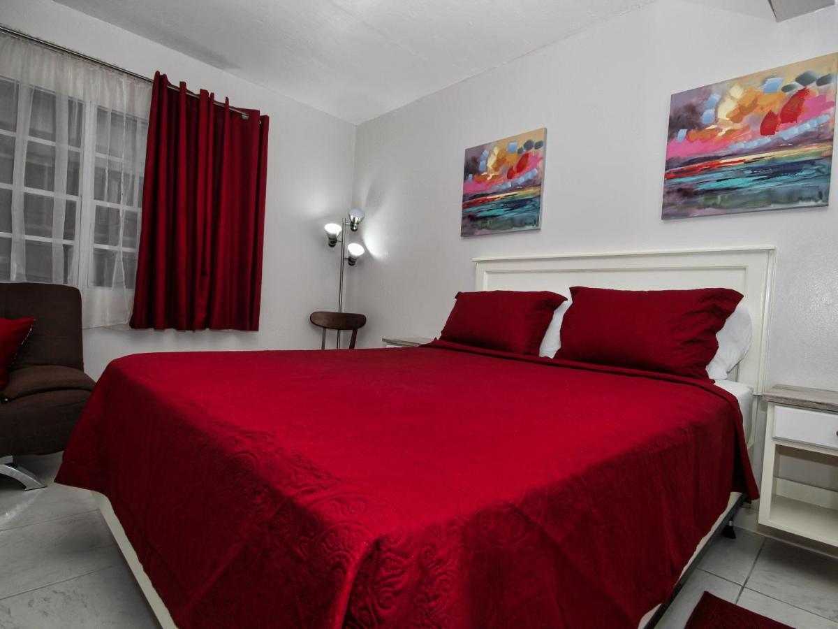 Appartement The Castle à Philipsburg  Extérieur photo