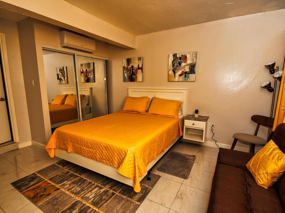 Appartement The Castle à Philipsburg  Extérieur photo