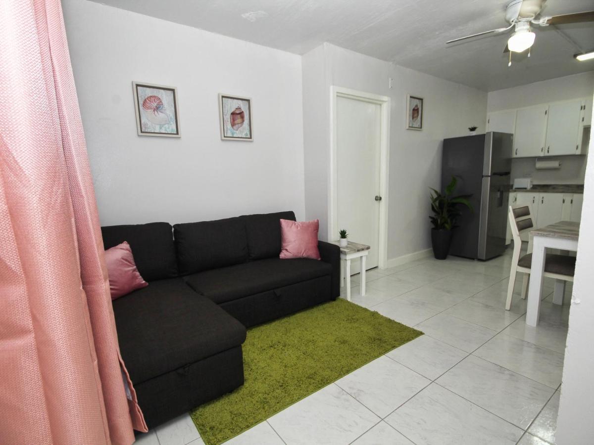 Appartement The Castle à Philipsburg  Extérieur photo