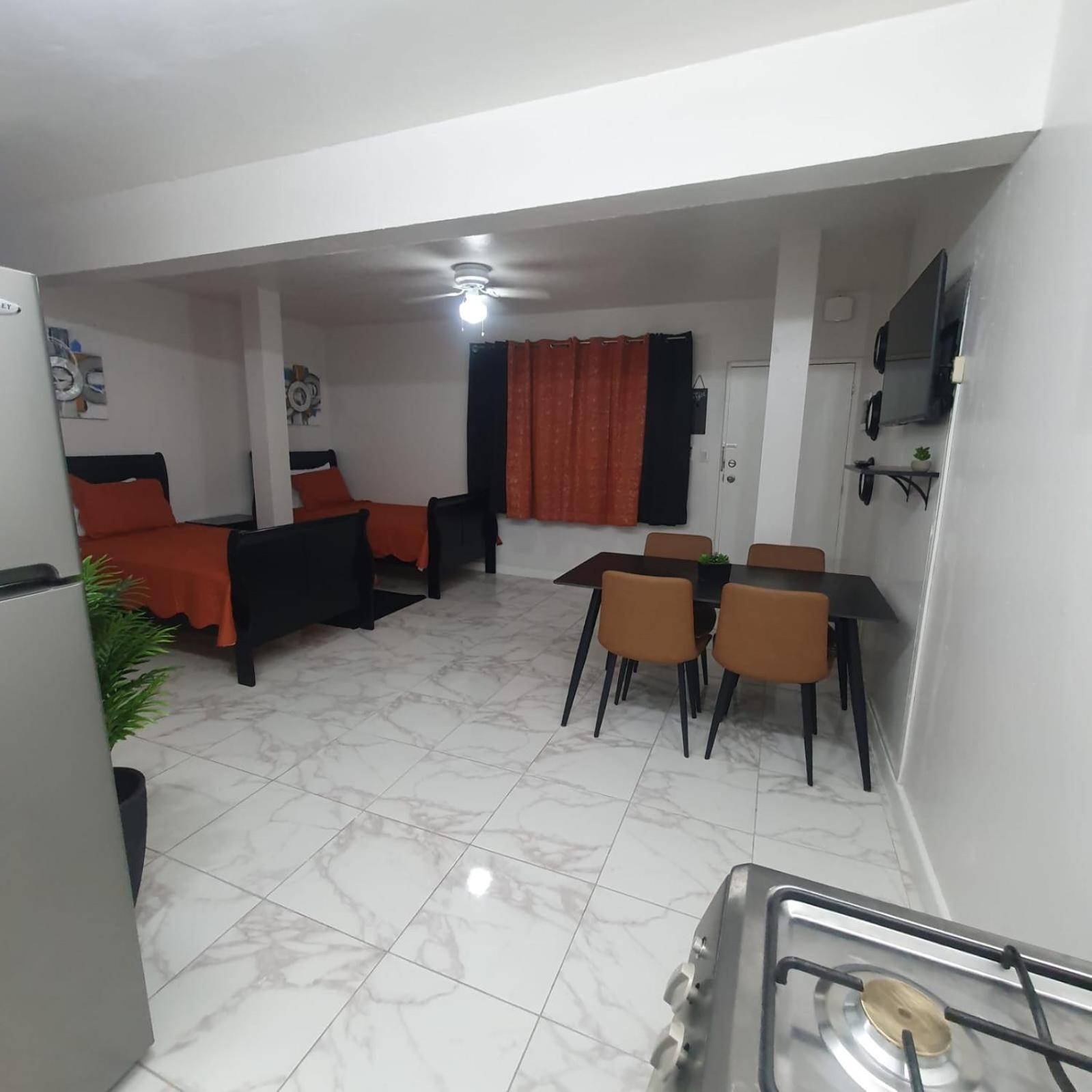 Appartement The Castle à Philipsburg  Extérieur photo